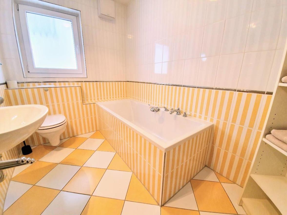 Apartment Achtern Diek, Inklusive Strandkorb Und Stellplatz